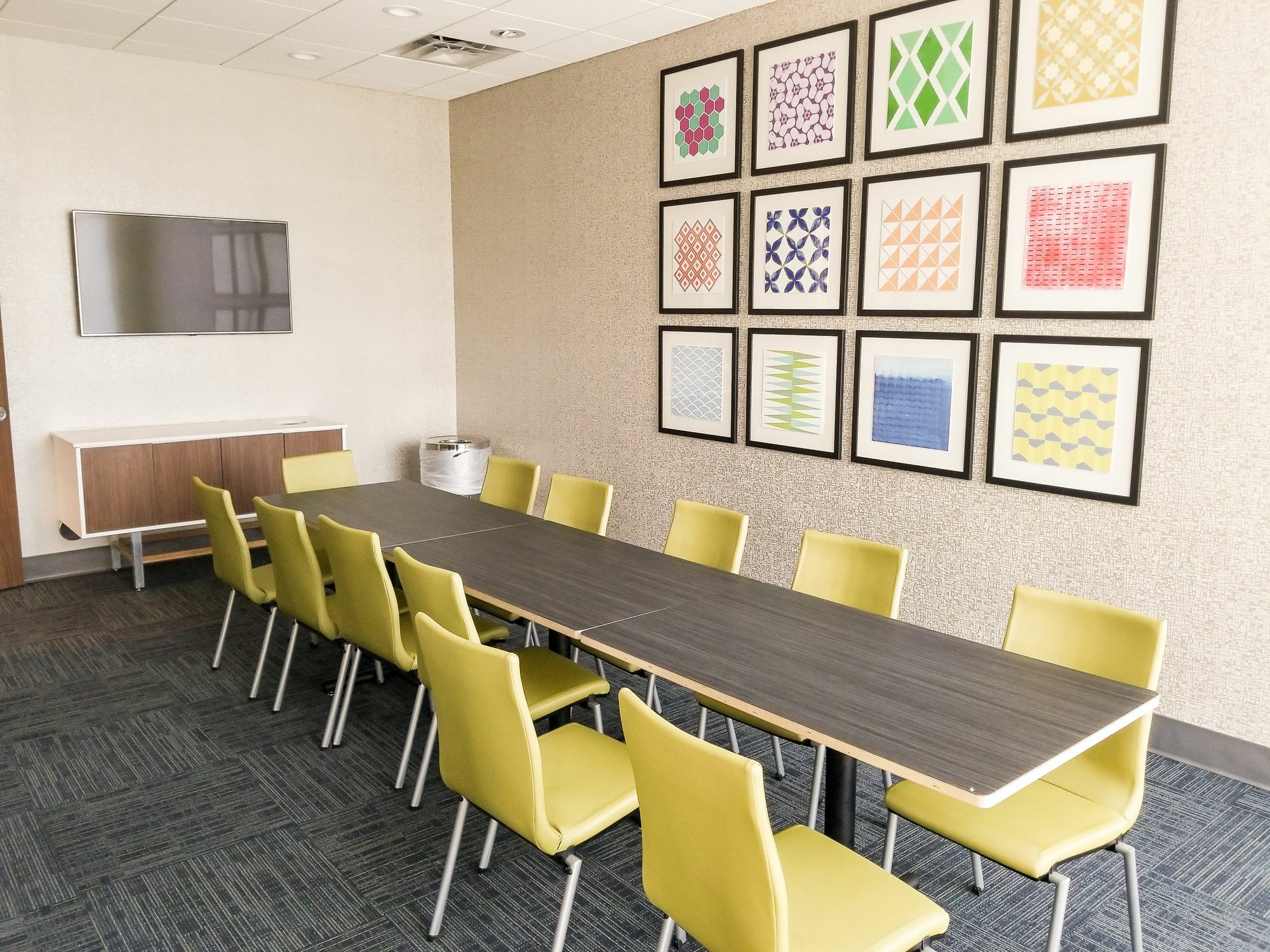 Holiday Inn Express & Suites - Charlotte Ne - University Area By Ihg Exteriör bild