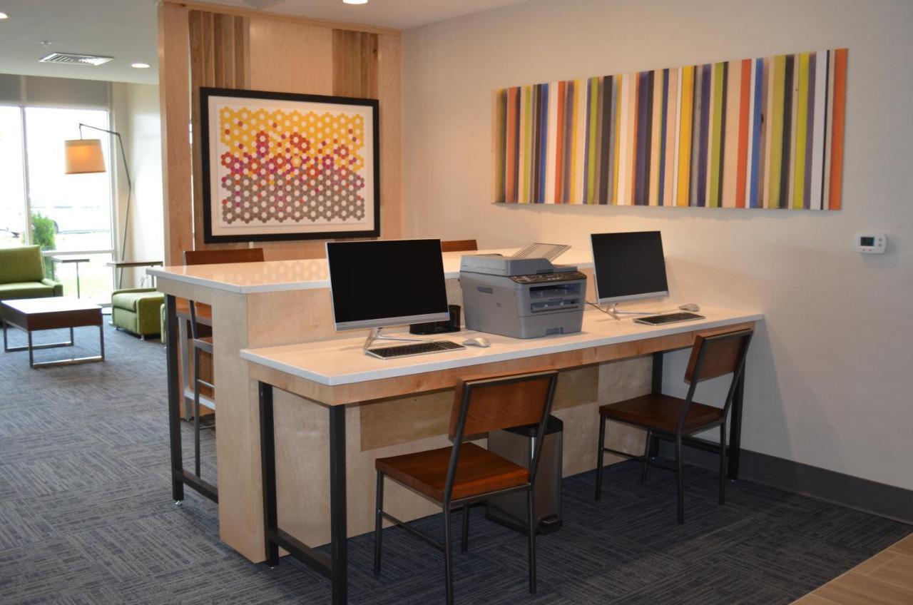 Holiday Inn Express & Suites - Charlotte Ne - University Area, An Ihg Hotel Exteriör bild