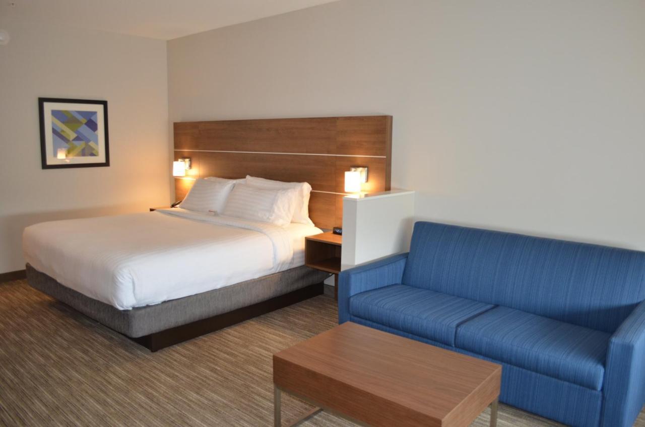 Holiday Inn Express & Suites - Charlotte Ne - University Area, An Ihg Hotel Exteriör bild