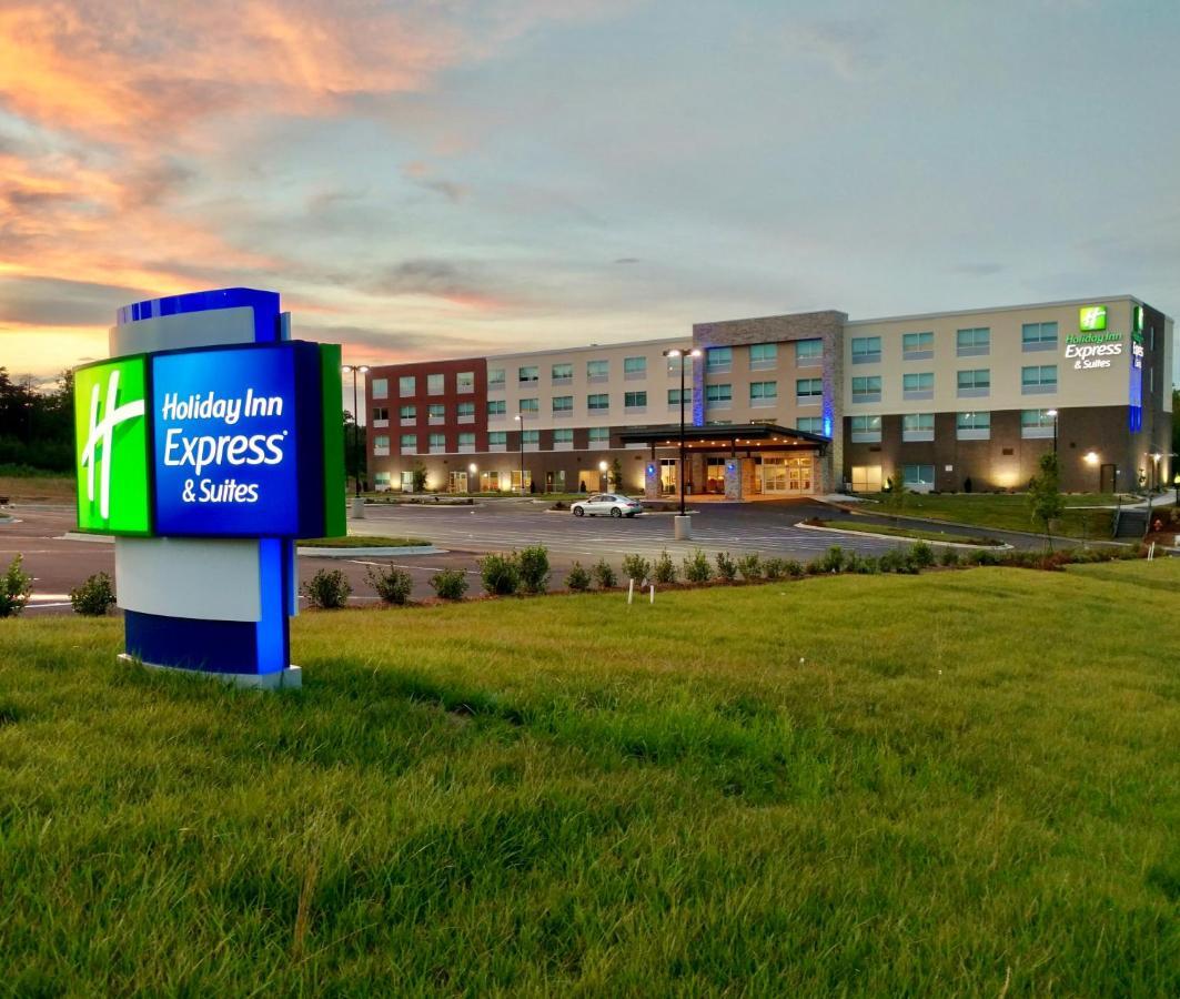 Holiday Inn Express & Suites - Charlotte Ne - University Area, An Ihg Hotel Exteriör bild